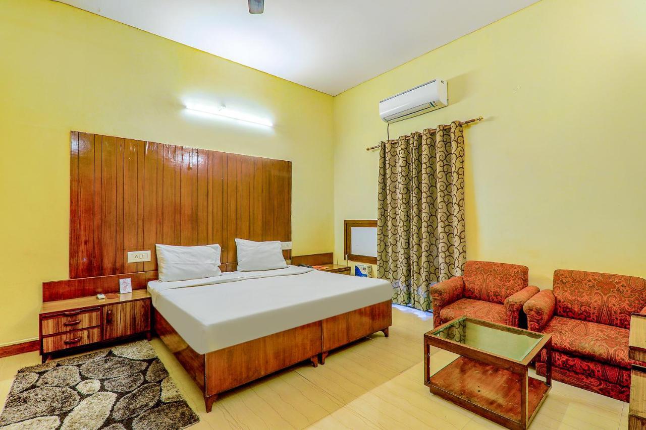 Hotel Executive Hasanganj Exterior foto
